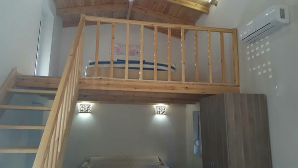 A fully renovated 2 level stone house(40m2) in the historical area of 