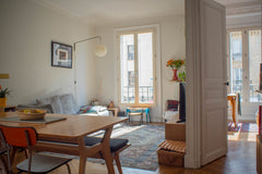Grand appartement lumineux au 4è étage avec ascenseur. Il comprend deux grandes  Paris, France Joli appartement au pied de Montmartre Entire rental unit vacation rental 11385923