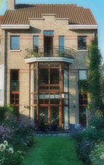 Enjoy a house decorated with lots of paintings and sculptures and a huge and qui Brussels, Belgium Large house & garden front room Private room in villa vacation rental 378953
