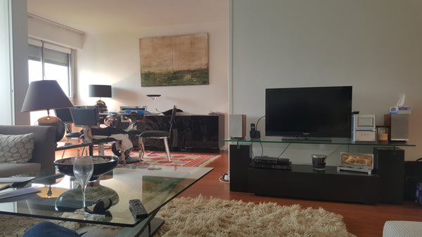 Mon logement est proche de . Il est bordé au nord par le 19e arrondissement, à l  logement vue sur paris avec balcon Entire rental unit vacation rental 13599617