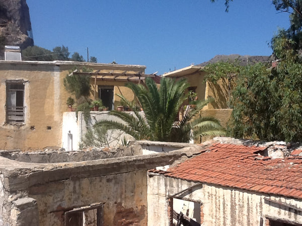 This is not an inexpensive alternative to a hotel. Plenty of hotels in the nearb Uithoorn, Netherlands Cretan Village Home Entire home vacation rental 4566210