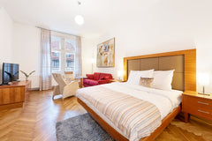 Nově otevřené apartmány Prague Roof Apartments se nacházejí v nově rekonstruovan Prague, Czechia Prague Roof Apartments - Rodinné apartmá Entire rental unit vacation rental 41576040