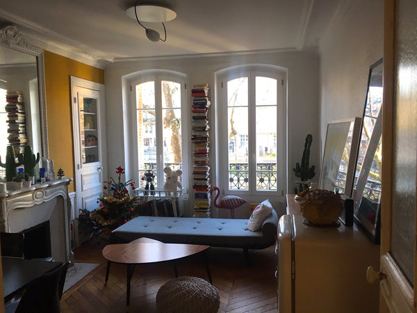 Mon logement est proche de Le Comptoir Général, Chez Prune,. Vous apprécierez mo Paris, France Appart vue canal saint martin Entire rental unit vacation rental 15489589