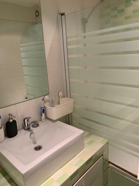 Odpočiň si a uvolni se v této klidné oáze.<br />Primo u stanice metra Dejvická,o  Výborná lokalita dostupna na hrad aj do centra Private room in condo vacation rental 53860020