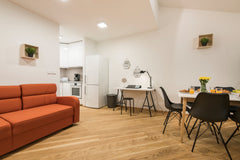 Cozy one bedroom apartment in the walking distance to the city center. Perfect f Prague, Czechia ❤️️pragueforyou❤️️ spacious and air condition Entire rental unit vacation rental 22198859
