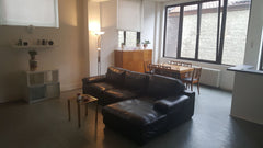 Loft super éclairé au 2ieme étage d'un immeuble sympathique au centre ville de B  Loft super éclairé Entire loft vacation rental 50932444