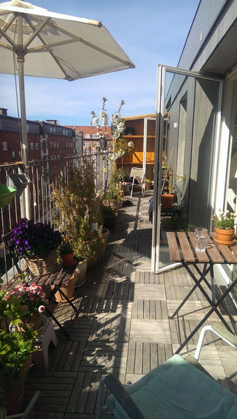 Really nice penthouse apartment located in central Copenhagen. The apartment has  Penthouse with private sunny tarrace Private room in rental unit vacation rental 19783212
