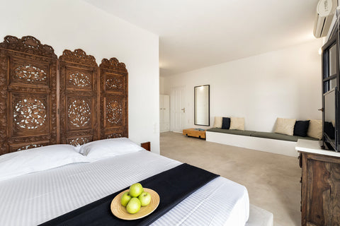 A magnificent, modern Cycladic architecture suite overlooking Aegean Sea through Greece Villa Pela - Suite Thea Entire villa vacation rental 33552966