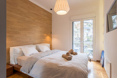 This is a very well renovated 2 bedroom flat, at central Athens location, close  Athens, Greece HiEnd 2bdr, Top Location close to Ancient Stadium! Entire rental unit vacation rental 18773253
