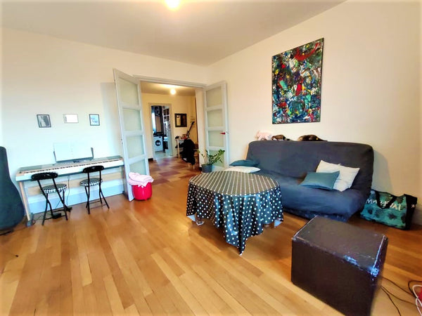 Très bel appartement de 55 m carré, idéalement situé à Jean Macé, à côté du métr Lyon, France Lyon : Magnifique appartement au cœur du 7ème Entire rental unit vacation rental 53291113