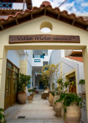 Die gemütlichen Studios befinden sich im Zentrum des beschaulichen kleinen Dorfe Crete, Greece Irida Studios Meerblick Entire rental unit vacation rental 570774147021635220