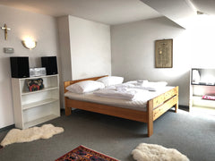 Very comfortable and beautiful room in a house with a big garden with grill. 20   Private room in a gorgeous Villa with free parking Private room in home vacation rental 24961513