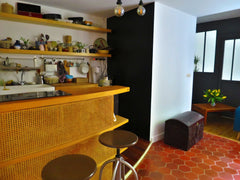 L'appartement est pourvu d'un très joli parquet ancien en chêne massif avec des  Paris, France Charmant deux pièces Buttes Chaumont Entire rental unit vacation rental 18233509