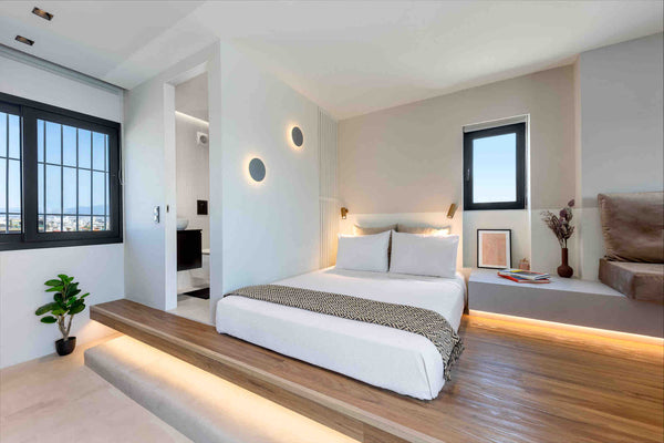 Newly renovated – top floor apartment with (common) terrace and amazing view to  GR Acropol loft with amazing view & terrace Entire condo vacation rental 51729011