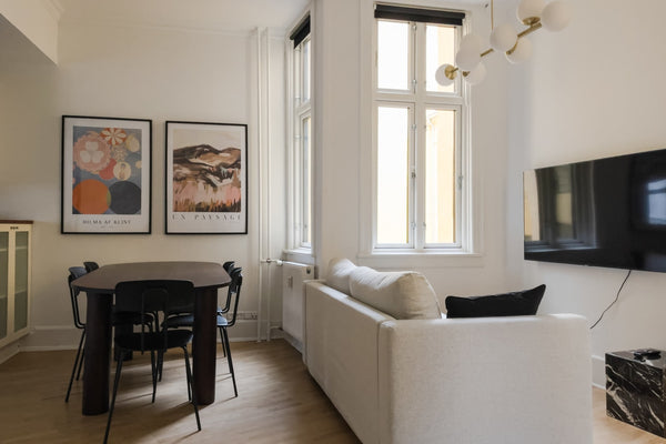 Charismatic and newly renovated apartment in the Heart of Copenhagen.<br /><br / Copenhagen, Denmark Lovely Central Apt · City center · Next Parliament Entire serviced apartment vacation rental 53946530