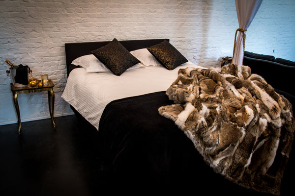 Napoleon Suite has a private sauna in an old orangery with a beautiful garden wi Kapellen, Belgium PRIVATE SAUNA WITH OVERNIGHT STAY end breakfast . Tiny home vacation rental 7965386