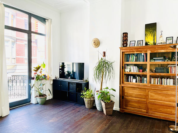 Situated in Brussels's most attractive and trendy neighborhood, close to the cit Ixelles, Belgium Home away from Home - Chatelain Ixelles / Louise Entire rental unit vacation rental 617873697455611987