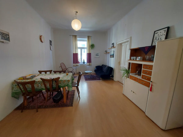 Genieße das Leben in dieser ruhigen und gut gelegenen Unterkunft nähe Yppenplatz Córdoba, Spain Schöne Altbauwohnung in guter Lage in Wien Entire rental unit vacation rental 630086609237973647