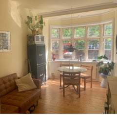 Lys lejlighed beliggende på stille gade, med 5 minutter gang til metro station,  Copenhagen, Denmark Hyggelig centralt beliggende lejlighed Entire condo vacation rental 649650589618817021