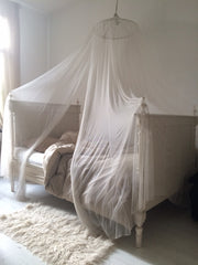 Romantic room for two in a cosy Antwerp mansion with wooden floors and high ceil Antwerp, Belgium Cozy place for a quiet night Private room in townhouse vacation rental 15853340
