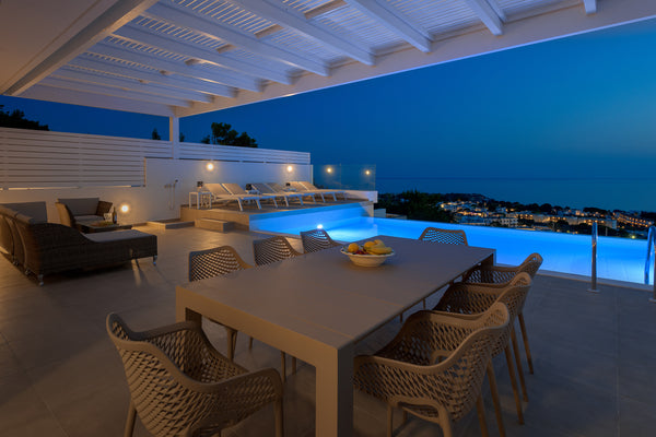 The villa is only 800m away from Pefkos Beach. A private swimming pool with an i Greece Villa Mimosa with pool in Pefkos ,Lindos (2020) Entire villa vacation rental 37116177