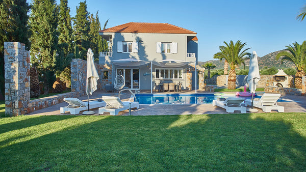VILLA ZEUS: Offering a private pool Villa Zeus is situated in the village of Sis Malia, Greece Luxury Villa Zeus Sisi Crete Entire villa vacation rental 24462634