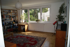 Herzlich Willkommen in unserer schönen gemütlichen Wohnung mit 3 Räumen, Küche,  Vienna, Austria Quiet and sunny apartment (70m²) free parking Entire rental unit vacation rental 26652012