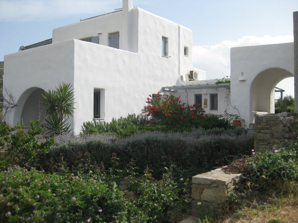 Pateli Estate is a perfect destination, because it combines the island’s comfort  Pateli Estate Cycladic home vacation rental 12256445