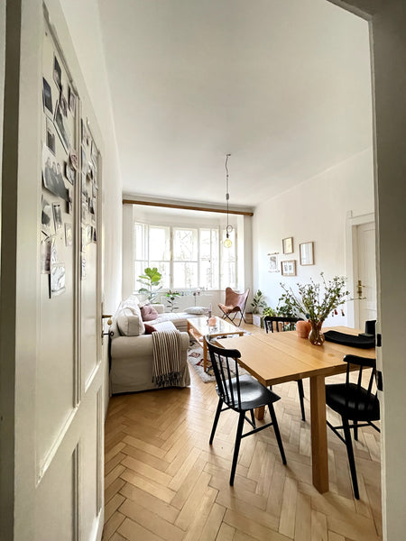 Super bright & cozy apartment in the heart of Prague - perfect for your vacation Prague, Czechia Spacious 2bedroom apartment in the heart of Prague Entire rental unit vacation rental 603561959366521316