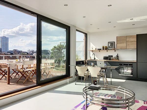 Penthouse idéalement situé à Ixelles. Proche du quartier européen, de flagey, de  Penthouse rénové idéalement situé à Ixelles Entire rental unit vacation rental 53253254