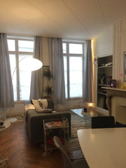 C'est un appartement restauré avec le charme de l'ancien, parquets et moulures.  Warsaw, Poland 67m2 au coeur de la presqu'ile, Les Terreaux Entire rental unit vacation rental 25508676