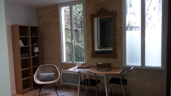 Hyper centre et proche du jardin public, et néanmoins très au calme, appartement Bordeaux, France Très joli T2 hyper centre et au calme Entire rental unit vacation rental 21635295