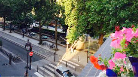 Mon logement est proche de canal de l'Ourcq et de ses péniches, du Bar Ourcq, du Paris, France Appartement d'artiste au dessus du Canal de l'Ourq Private room in rental unit vacation rental 13845782