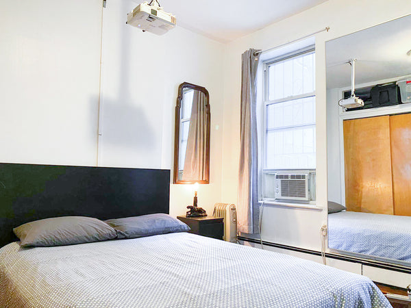 Walk everywhere private entire 1 bedroom apartment in the direct center of trend  Rental unit in New York · ★4.15 · 1 bedroom · 1 bed · 1 bath Entire rental unit vacation rental 670102190016233630