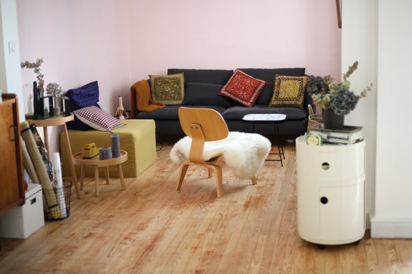 Fully renovated apartment of 75 m2 with a small covered terrace of 13 m2 convert  Nice Apartment in Bordeaux Chartrons Entire rental unit vacation rental 21690783