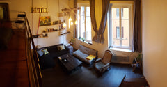 Je loue l'appartement dans lequel je vis, il est petit mais très mignon, avec to Lyon, France Pentes Croix-Rousse avec chambre en mezzanine Entire rental unit vacation rental 29786942