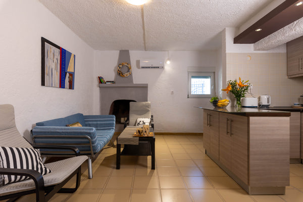 The Old-Phone-Centre-House is a  lovely vacation home of two bedrooms with comfy  Lovely 2-bedroom vacation home next to sea. Entire vacation home vacation rental 684106139491102305