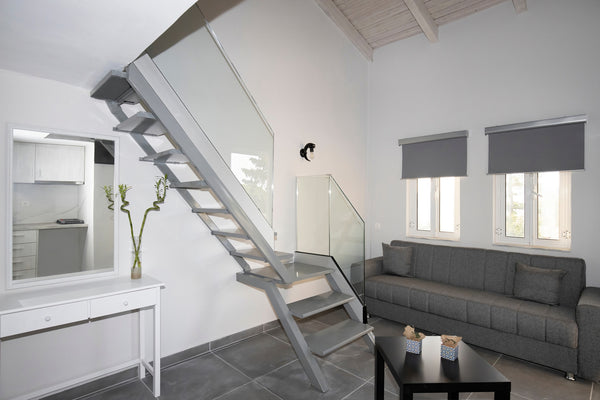 El Greco Studios is a family owned hotel in the heart of the touristic area of A Agia Marina, Greece El Greco Maisonette 1 Entire rental unit vacation rental 50839170