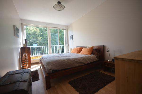 Appartement au calme et très lumineux. Il se trouve dans une résidence sécurisée Lyon, France Chambre au calme à 15 minutes du centre Private room in condo vacation rental 28177705