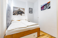 The modern furnished accommodation offers space for two guests and is located in Vienna, Austria Your home in Vienna Private room in condo vacation rental 44273124