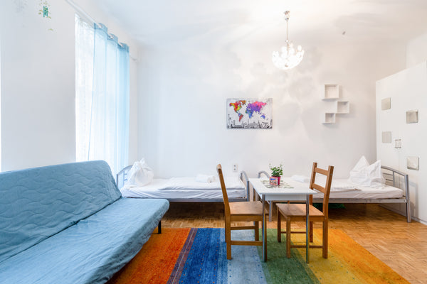 Willkommen in der Kulturstadt Wien.<br />Direkt neben der Volksoper und der Fach  TOP LOCATED (10min to center),NETFLIX+NESPRESSO Private room in rental unit vacation rental 36032860
