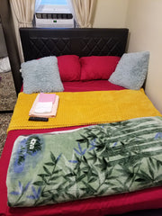 This is a private room with wifi and Netflix.  You will never regret booking thi New York, United States Home in Staten Island · ★4.62 · 1 bedroom · 1 bed · 1 private bath Private room in home vacation rental 46991303