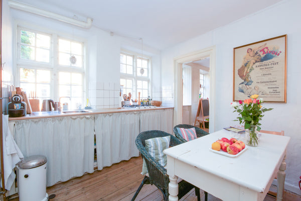 Very charming and cosy three-room apartment with perfect location in the unique   Children friendly apt Latin Quarter Entire rental unit vacation rental 2805884