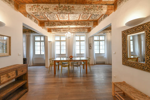 A beautiful 3 bedroom apartment with 3 en-suite bathrooms is located right next  Prague, Czechia Baroque Residence at Charles Bridge Entire rental unit vacation rental 24266372