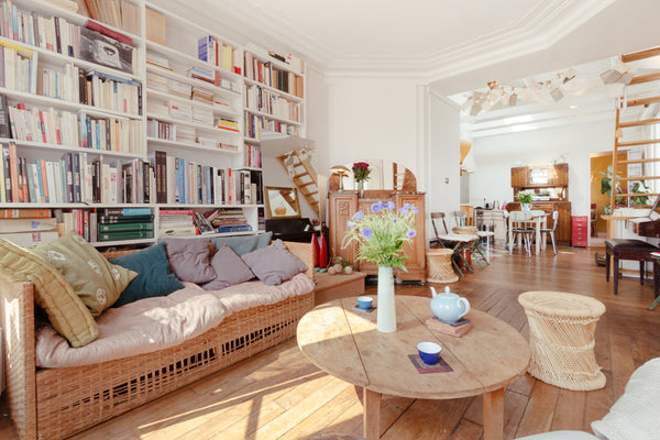 charmant duplex dans une rue calme où vous serez réveillé par les oiseaux<br />t Paris, France duplex atypique 70m2 ParcBelleville Entire rental unit vacation rental 3217044