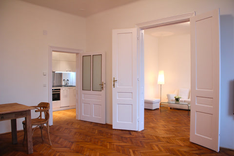 excellent, recently renovated location, walking distance to 1st district, public Vienna, Austria 80m2 at Urania & Hundertwasserhaus Entire rental unit vacation rental 3158751