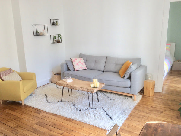 Ideal for a couple, the flat is located in the famous and picturesque district o Paris, France Nice flat located  in the heart of Montmartre Entire rental unit vacation rental 18393031