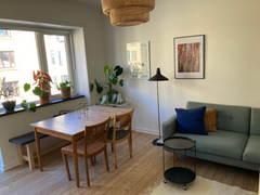 Comfortable light apartment with kitchen facilities and 2 balconies. <br />- 30  Copenhagen, Denmark Apartment with balcony, 15-20 min from City by bus Entire condo vacation rental 22624417