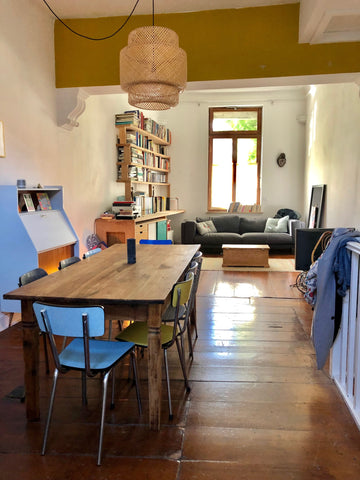 appartement de charme de 80m2 situé au centre bruxellois, où tout est faisable à  Ixelles : beau duplex au centre bruxellois Entire rental unit vacation rental 52530017