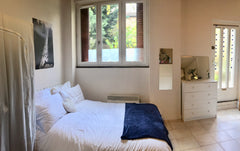 Little Studio with lovely view to the garden. Located in the very center of Lyon Lyon, France Cozy Appartment - Pentes de la Croix Rousse Entire rental unit vacation rental 30262996